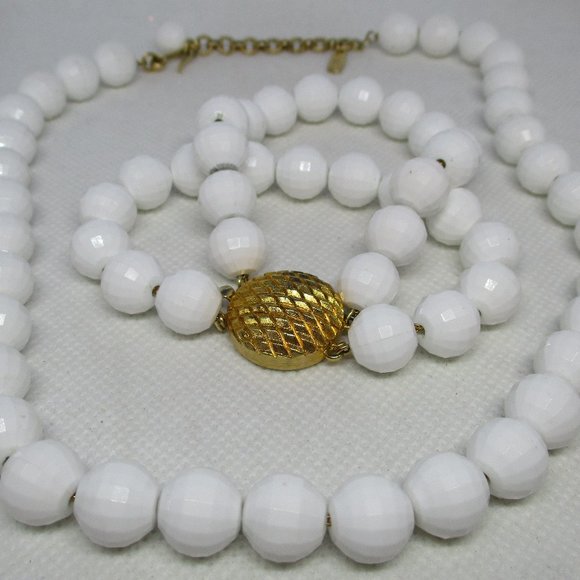 MONET Strung On Gold Tone Chains Faceted Lucite White Beaded Necklace Bracelet - Picture 6 of 11